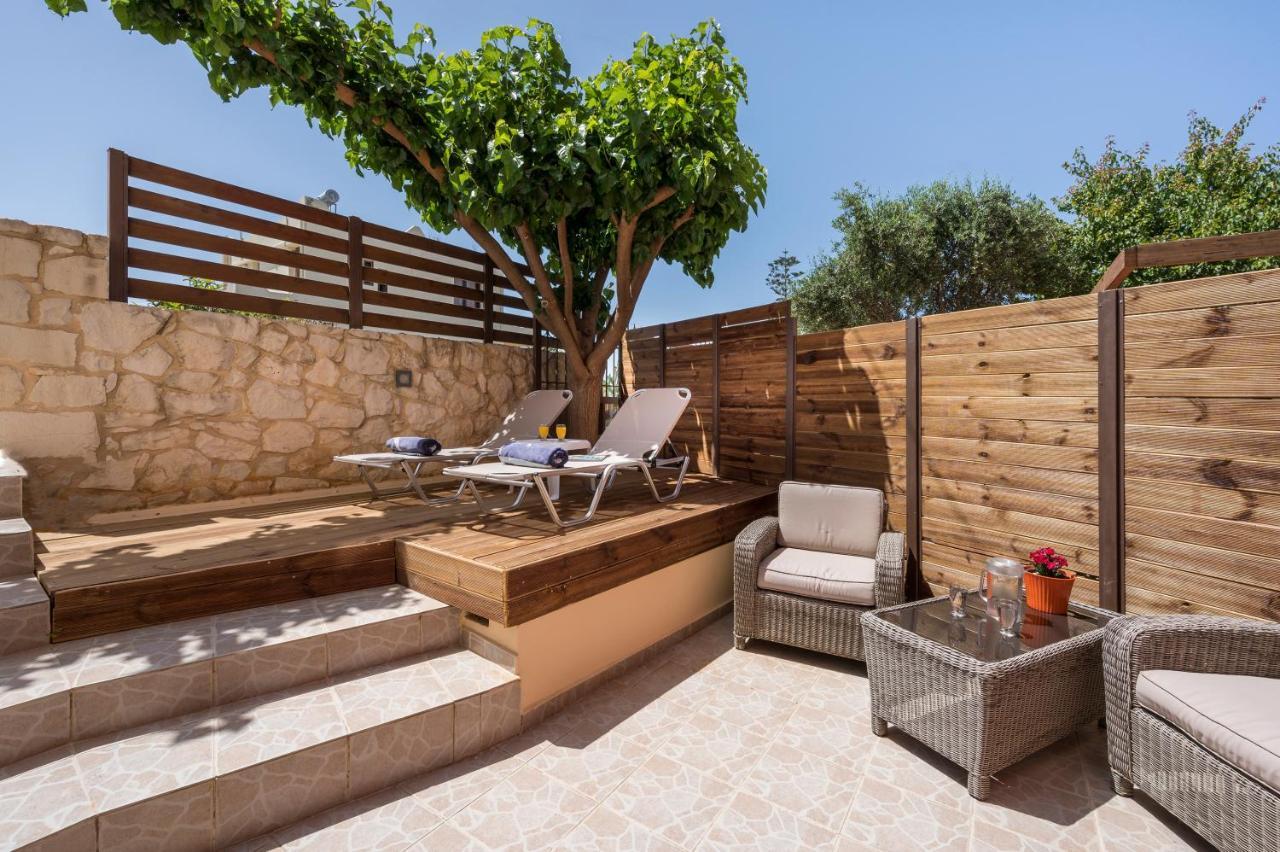 Anna Boutique Apartment Kato Daratso Exterior photo
