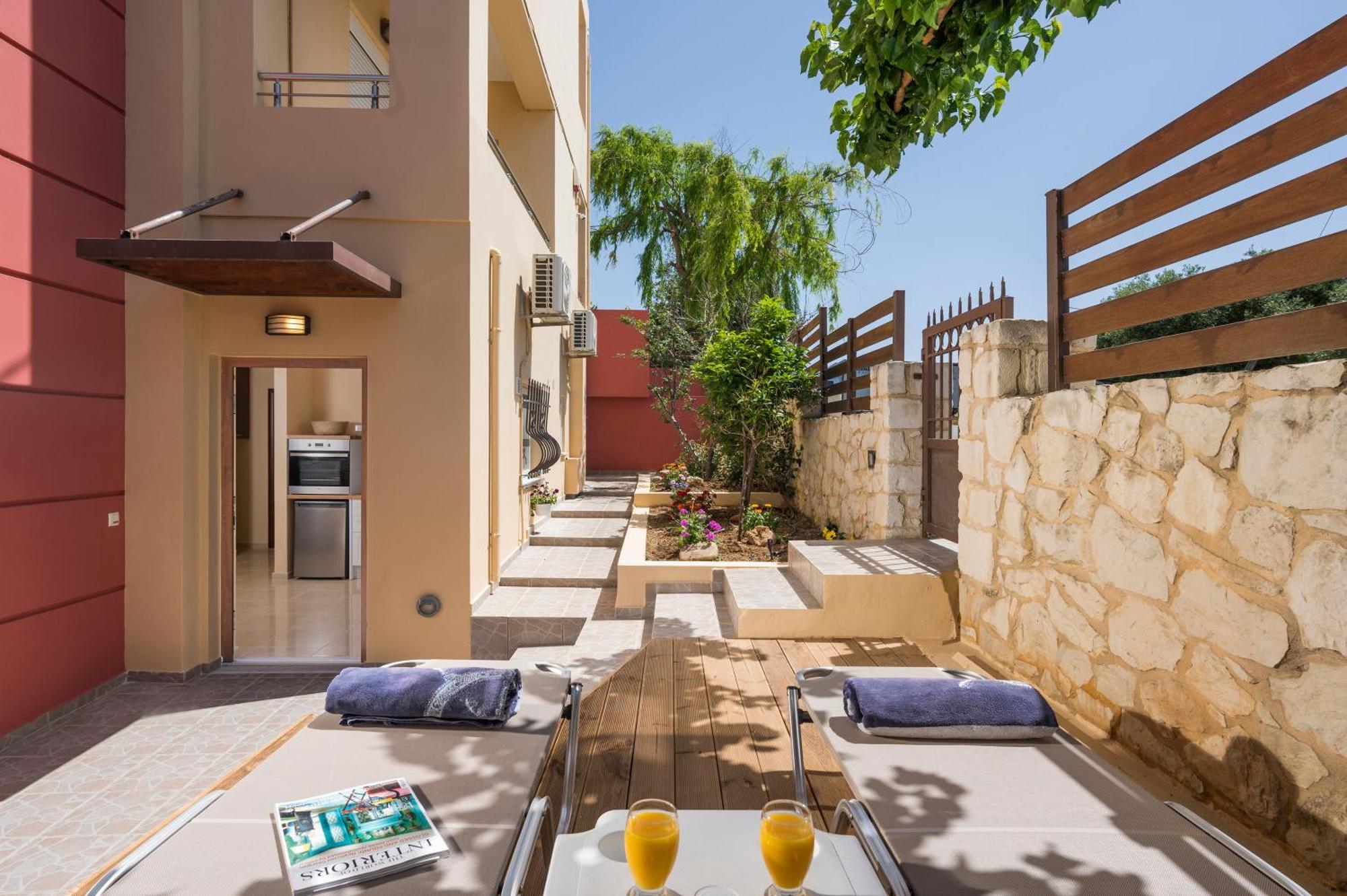 Anna Boutique Apartment Kato Daratso Exterior photo